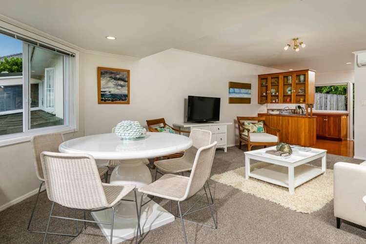 2/3 Seaview Road Milford_11