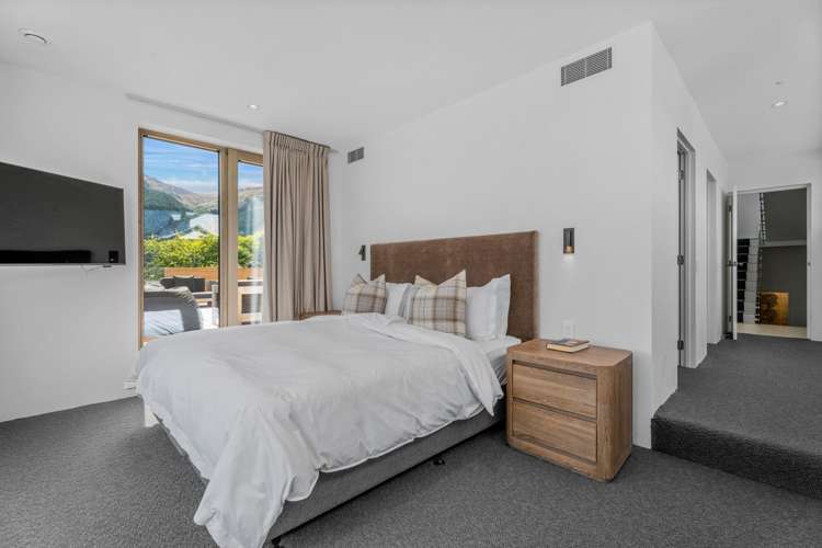 32 Edinburgh Drive Queenstown_14