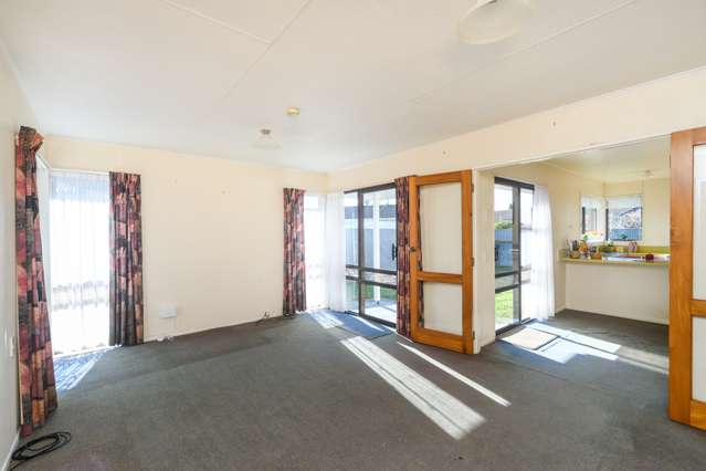 18 Westmere Place Takaro_4