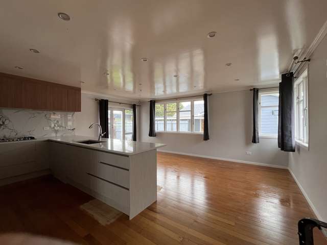 17 Tuakiri Street Point England_3