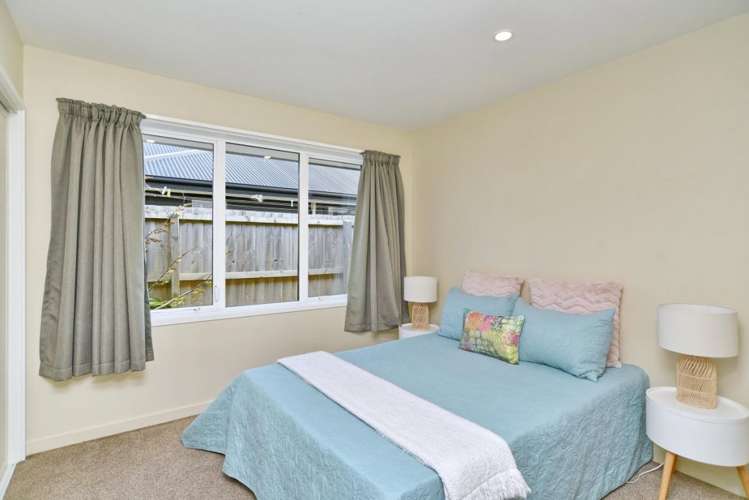 8 Booth Way Belfast_18