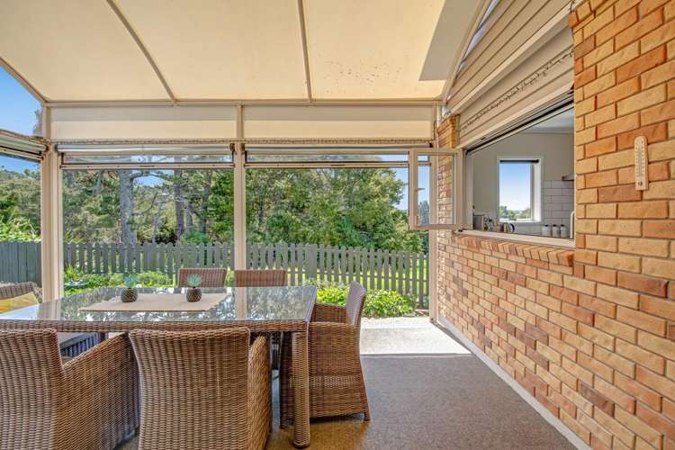 7 Kingtide Place Red Beach_21