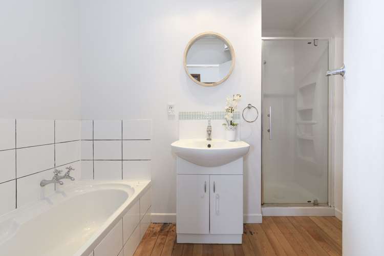 33 Queen Road Bellevue_16