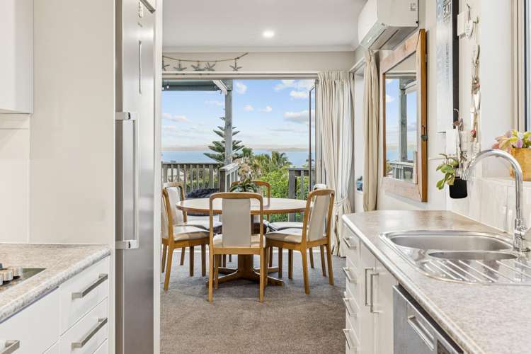 1410 Whangaparaoa Road Army Bay_5