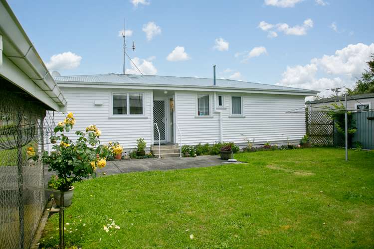 61 Campbell Street Leamington_14