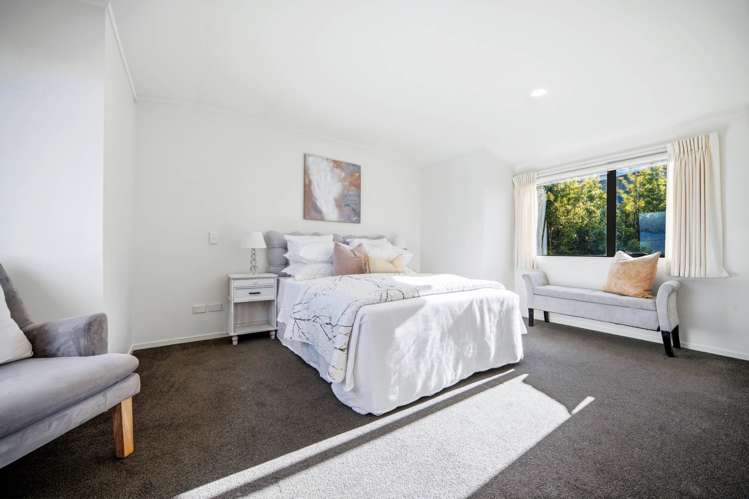 2/172 Chivalry Road Glenfield_11
