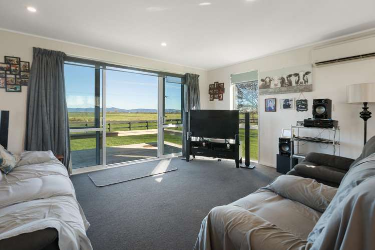 649 Wani Road Netherton_19