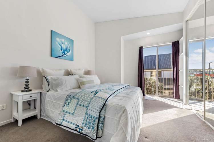 11/85 Portage Road New Lynn_3