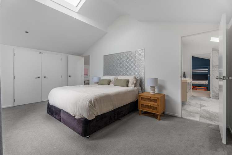 2 Te Makiri Road Onetangi_11