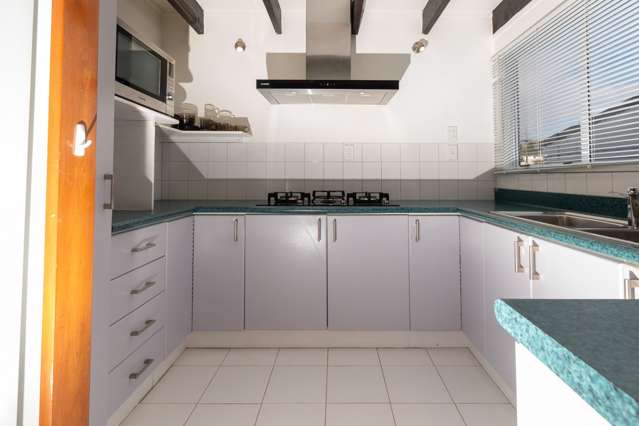 85 Birkdale Road Birkdale_3