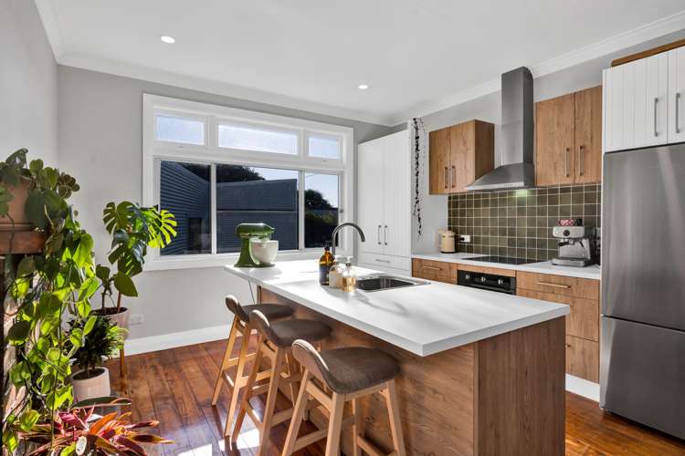 45 Vogel Street Hawera_6