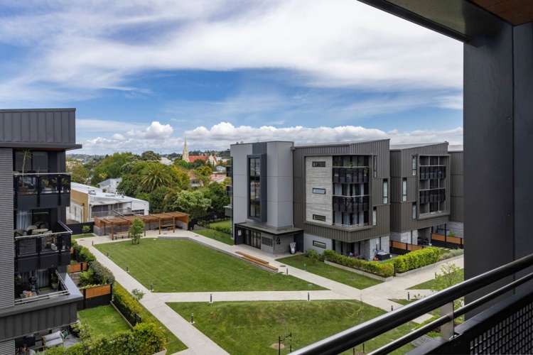 408/64 Victoria Street Onehunga_13