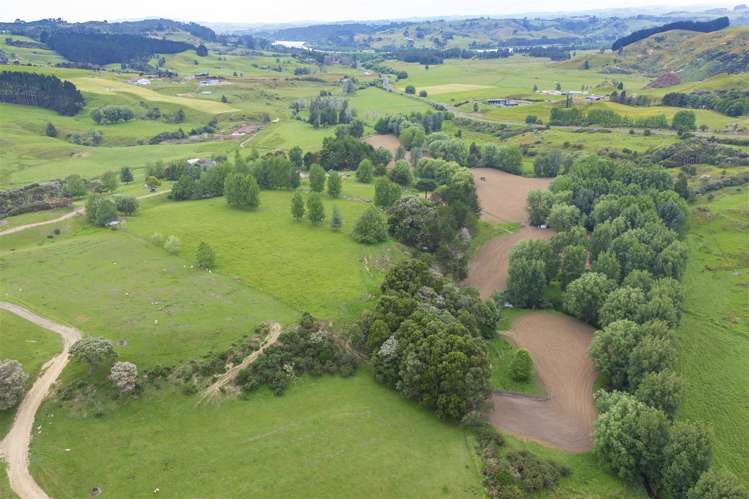 200 Highway 22 Pukekawa_14