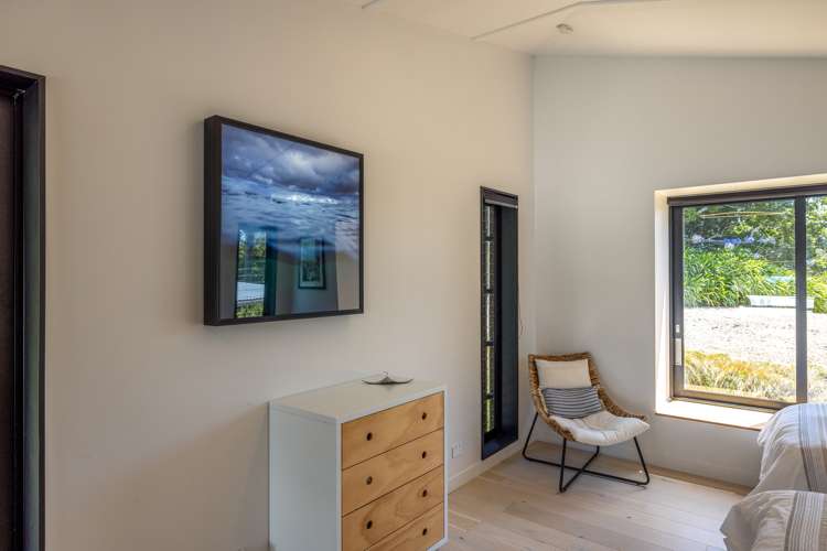 70 Queens Drive Oneroa_14