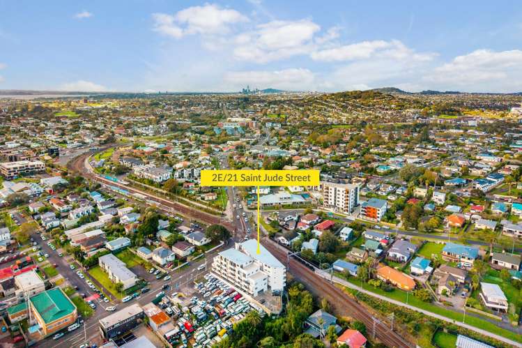 2E/21 St Jude Street Avondale_8