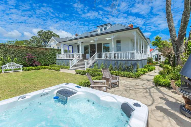 4 First Avenue Stanley Point_16