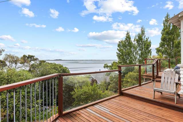 7 Rangatira Terrace Mount Pleasant_1