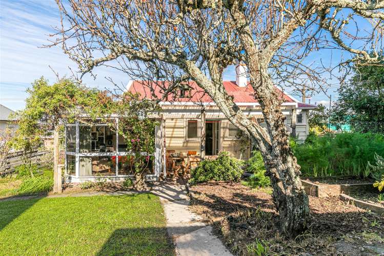 18 Ngataringa Road Devonport_15