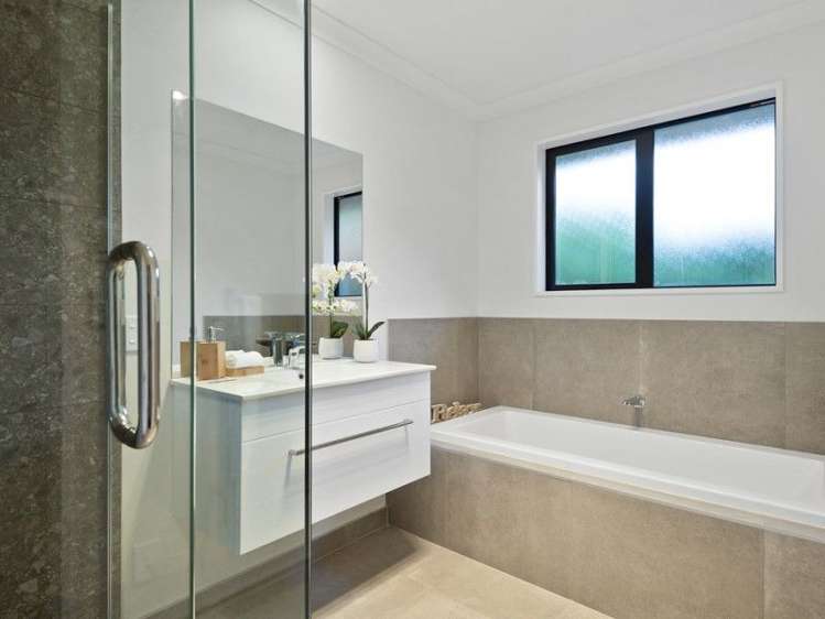 8 Gunns Crescent Cashmere_18