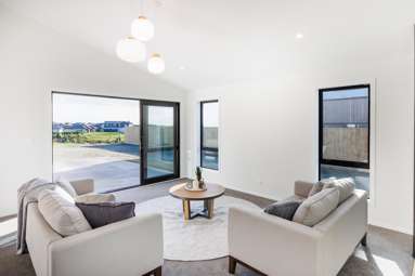 75 Atlantic Drive_2
