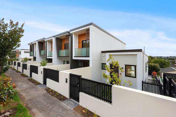 2/2 St Oswalds Road Greenlane_36