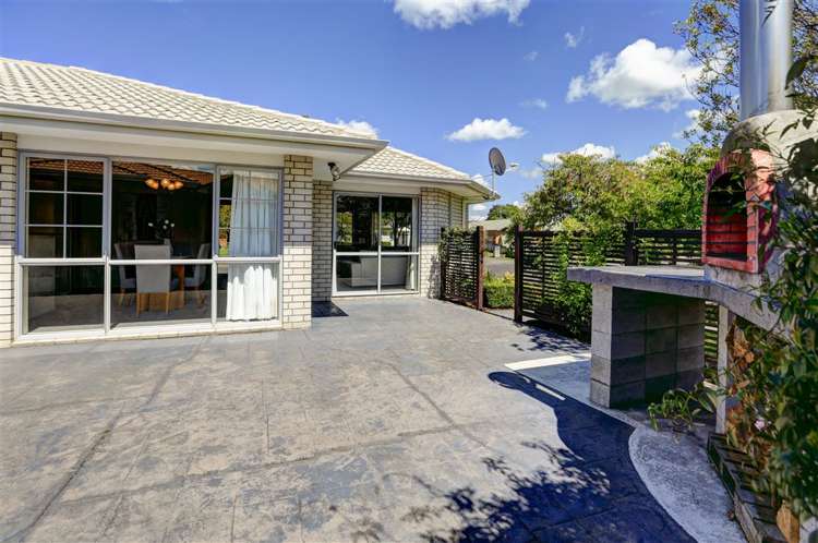 2 Burleigh Place Rototuna_14