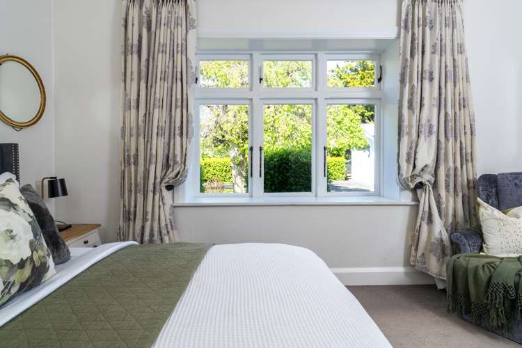 643 Grey Street Hamilton East_30