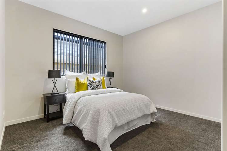 26 Gospel Heights Flat Bush_11