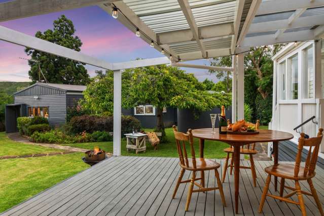 Corner Site - Centre Stage