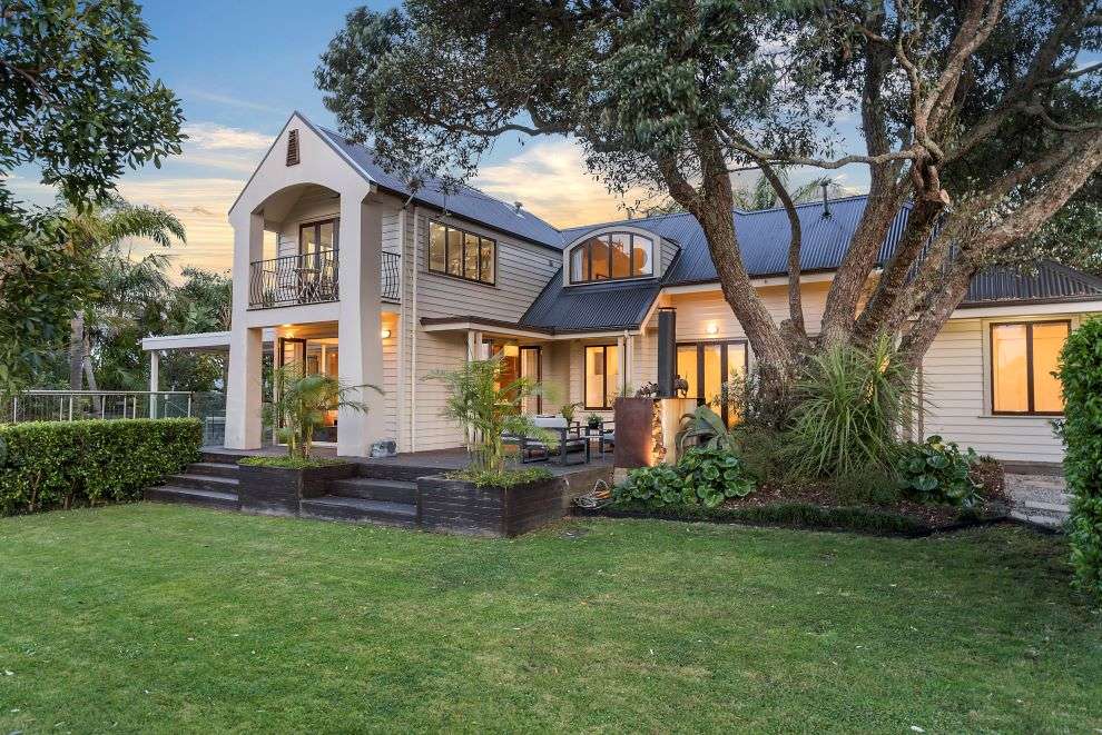 34 Edgars Road in Westmere, Auckland