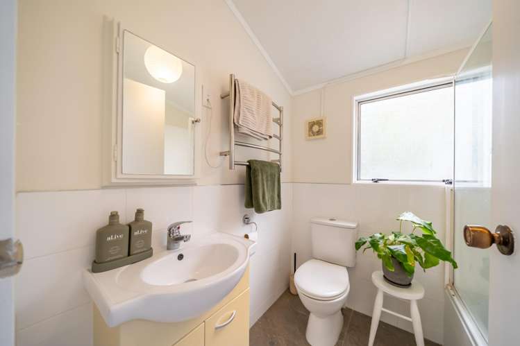 7 Rondane Place Tirohanga_14