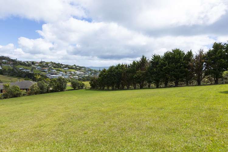 27 Pekama Drive Cable Bay_9