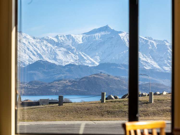 17 Mataraki Place Wanaka_0