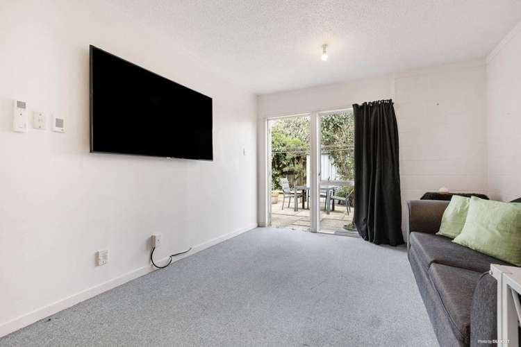 18 Fred Woodward Place 10044_5