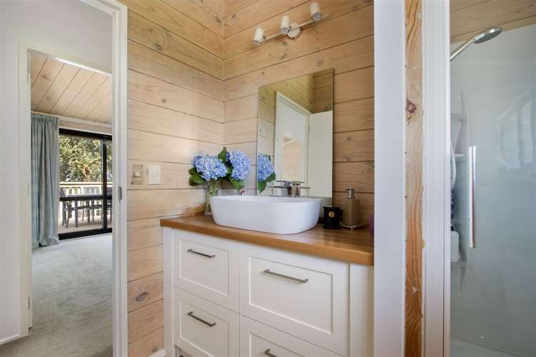 343 Wright Road Aongatete_13