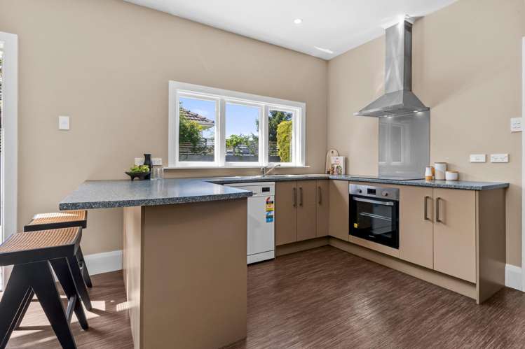 12 Koromiko Street Saint Martins_5