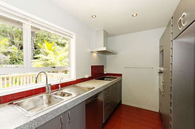 66 Rauhuia Crescent Parau_5