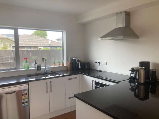 59B May Street 1076_1