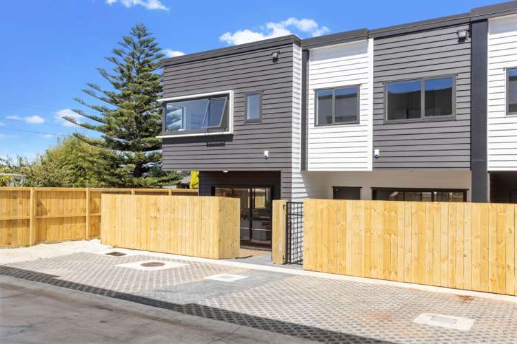 Lot 2-5 &/396 & 398 Panama Road_0