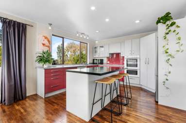 35 Millard Avenue_2