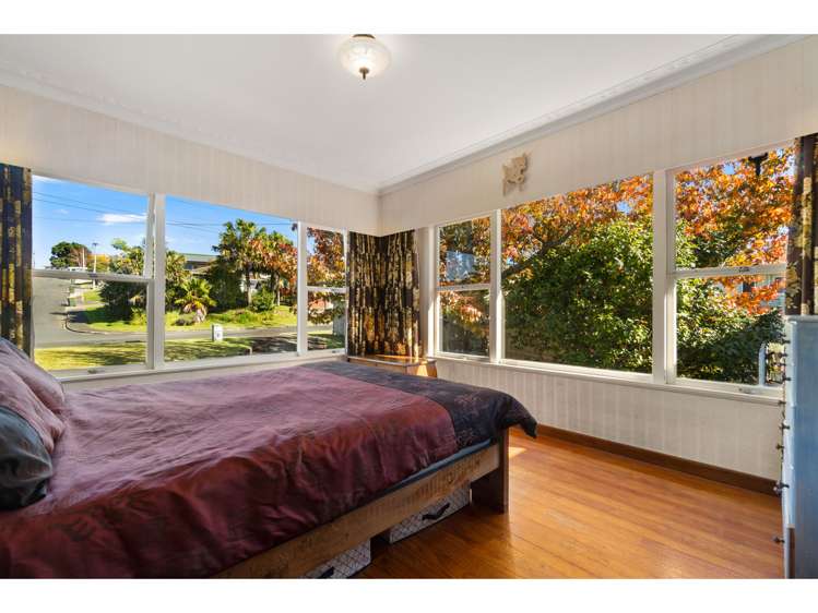 18 Wakeling Avenue Te Atatu South_9