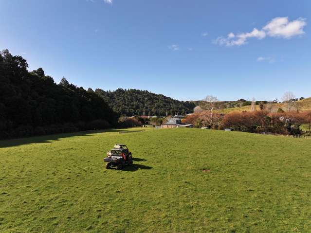 77 Remiger Road Puhoi_1
