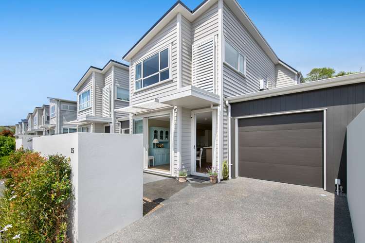 15 Sanremo Lane Stanmore Bay_9