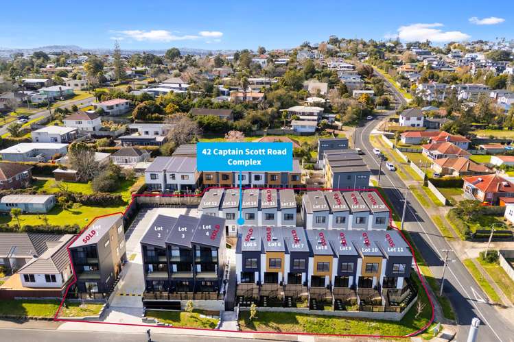 2-4,13-20/42 Captain Scott Road_1
