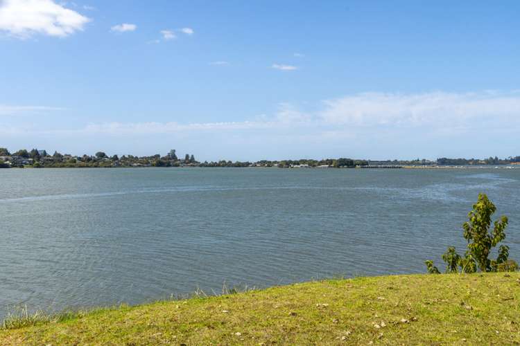 127 College Place Poike_12