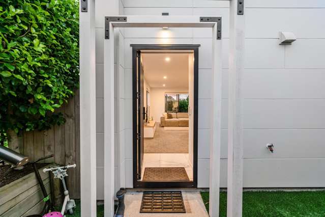 52f Vodanovich Road Te Atatu South_3