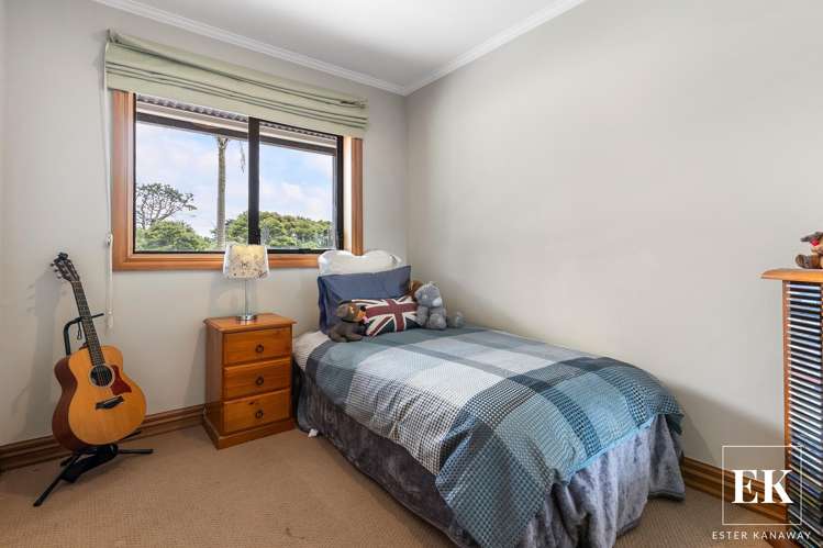 21 Laingfield Terrace Laingholm_14