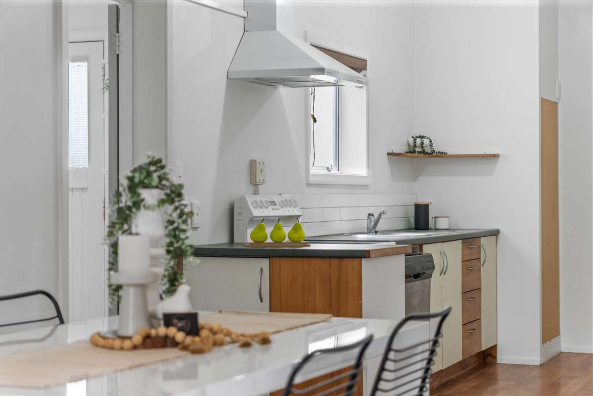 1512 Cambridge Road_3