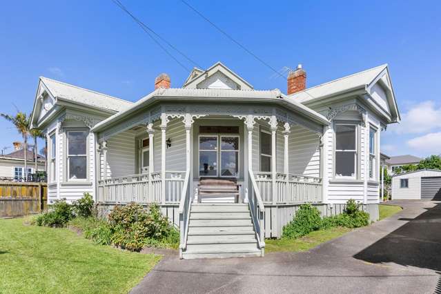 Deceased Estate - Cheltenham villa!