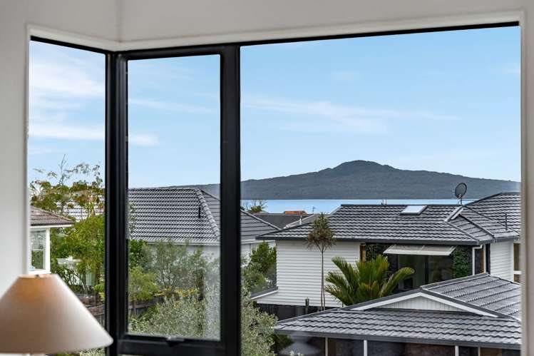 5A Godfrey Place Kohimarama_13